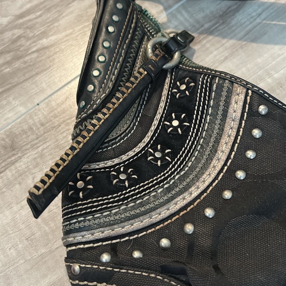 Vintage COACH STUDDED BAG - Picture 2 of 6